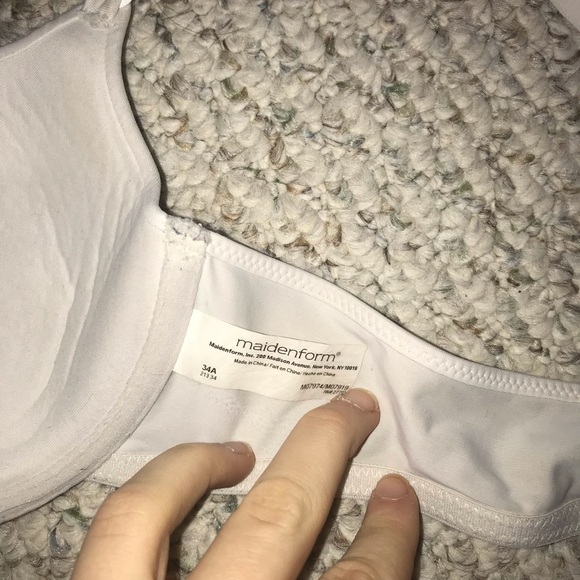34A Maidenform Close t-back Front clip bra - Picture 4 of 5